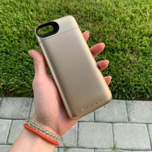 iPhone 8 mophie case